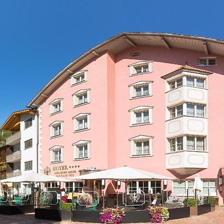 Cityhotel Goldener Adler B&B Chiusa Kültér fotó