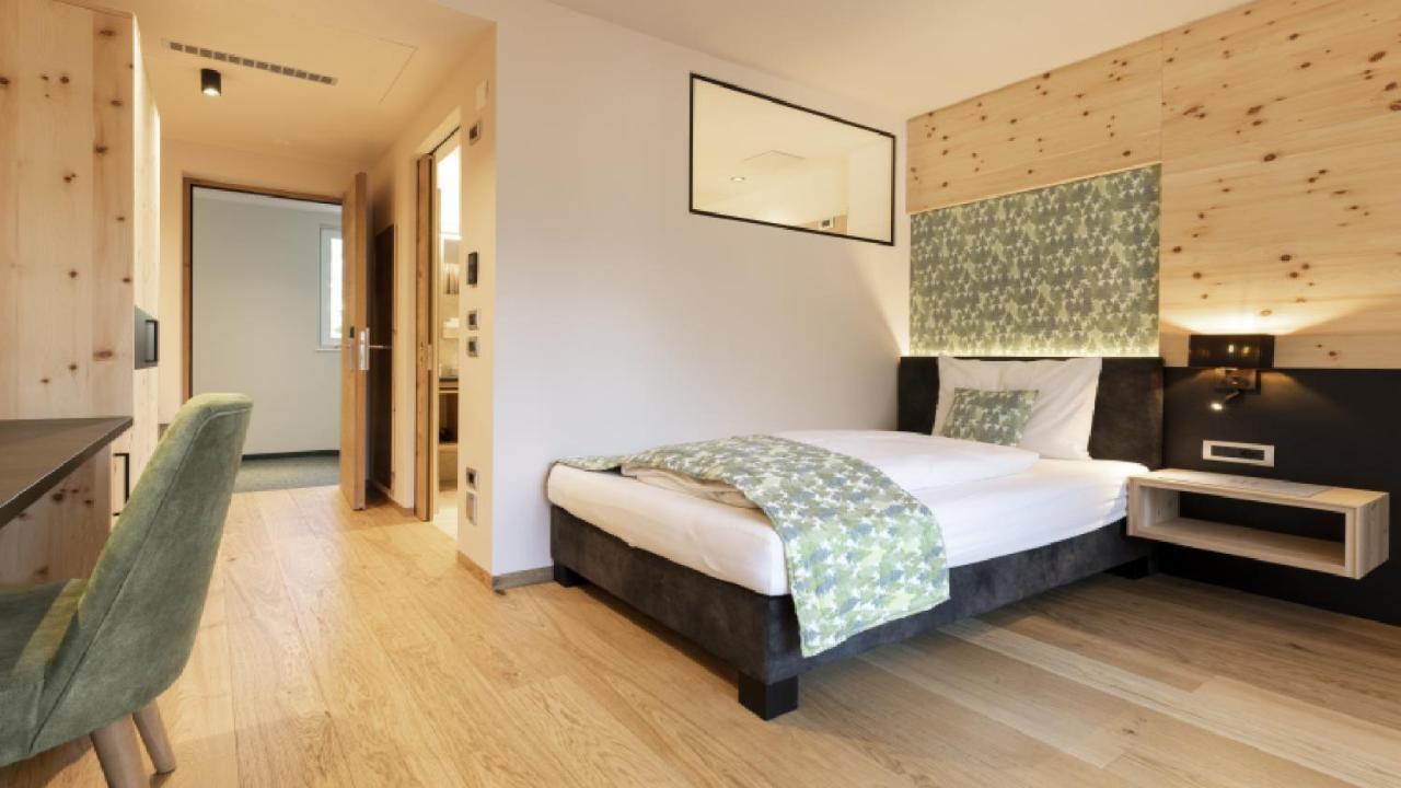 Cityhotel Goldener Adler B&B Chiusa Kültér fotó